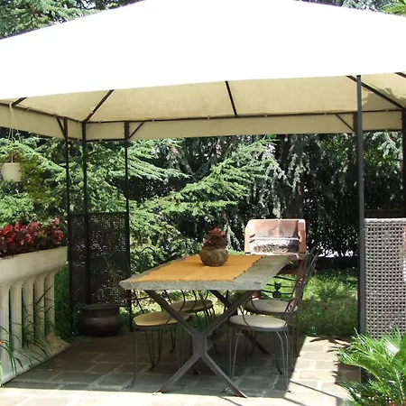 Apartamento Monolocali In Casa Con Giardino Bellagio Exterior foto