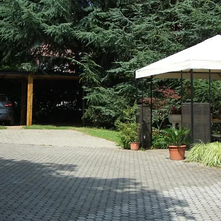 Apartamento Monolocali In Casa Con Giardino Bellagio Exterior foto
